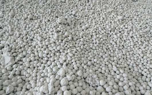 T&aacute;c dụng của phụ gia đ&aacute; thạch cao trong xi măng