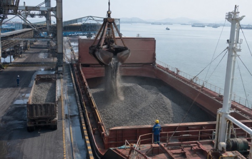 Vận chuyển Clinker: Những lưu ý khi bốc xếp tại cảng và vận chuyển bằng đường thủy